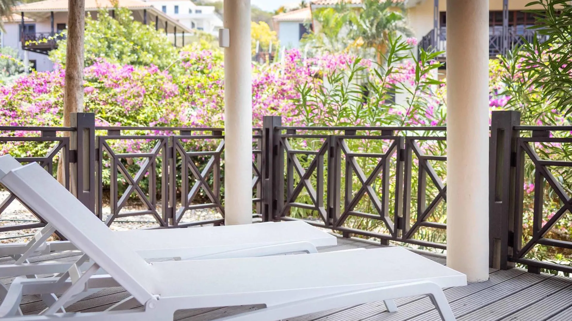 بيت للعطل فيلا Elegant Getaway For Couples & Friends At Blue Bay يلمستاد كوراساو